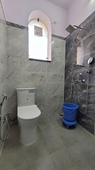 hotel keshav nandan by the shivaay