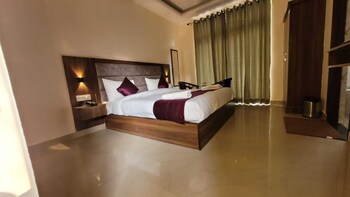 hotel keshav nandan by the shivaay