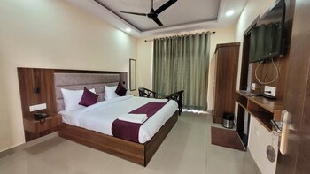 hotel keshav nandan by the shivaay