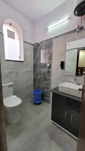 hotel keshav nandan by the shivaay