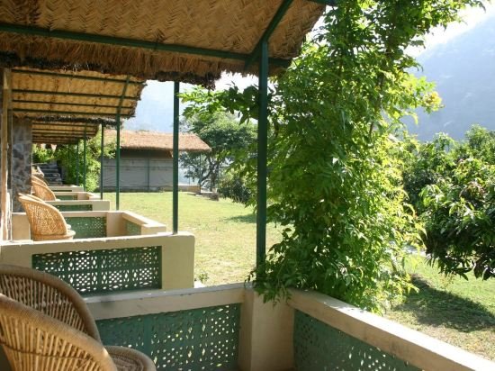 High Bank Himalayan Retreat Eco Resort,Shivpuri,3 star