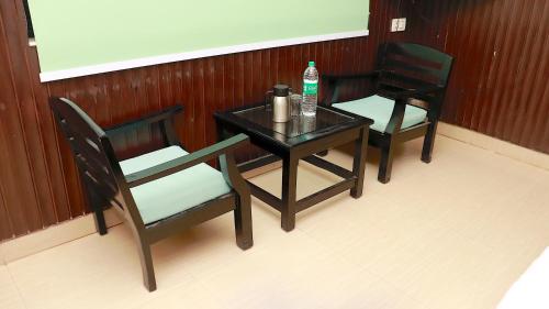 hotel leisure palace by wb inn