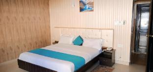 hotel leisure palace by wb inn