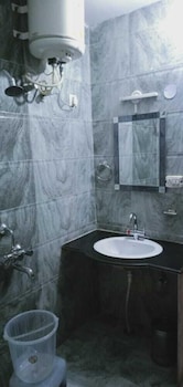 hotel leisure palace by wb inn