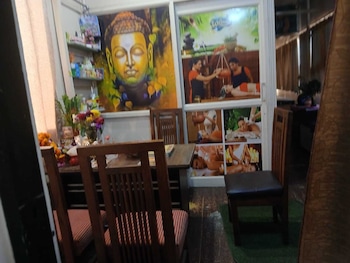 hotel leisure palace by wb inn