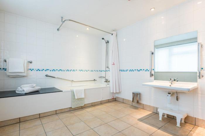 holiday inn chester south by ihg