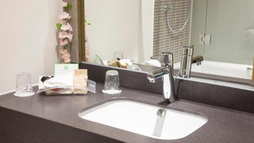 holiday inn chester south by ihg