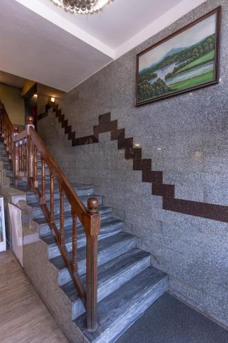 hotel jc grand kodaikanal