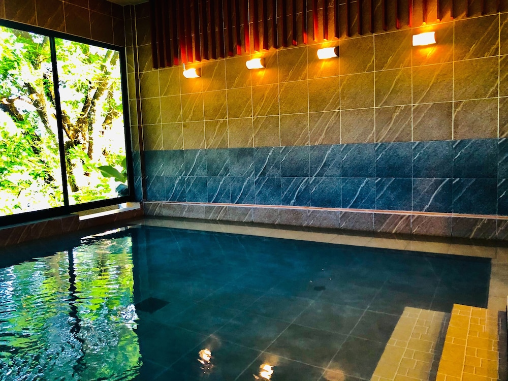 chiangkhong teak garden riverfront onsen hotel