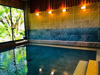 chiangkhong teak garden riverfront onsen hotel