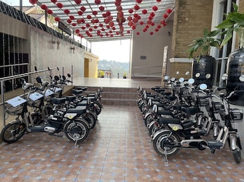 chiangkhong teak garden riverfront onsen hotel