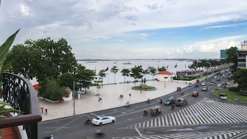 Amanjaya Pancam Suites Hotel,Kandal>>Daun Penh,4 star