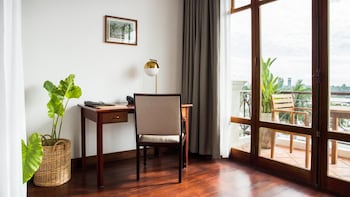 Amanjaya Pancam Suites Hotel,Kandal>>Daun Penh,4 star