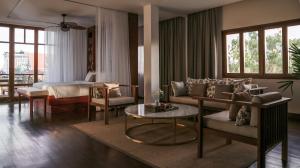 amanjaya pancam suites hotel