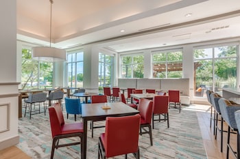 hilton garden inn cincinnati sharonville