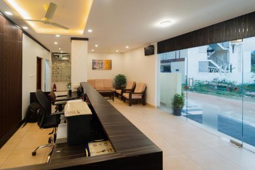 hoppers stop yelahanka