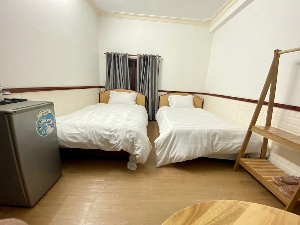 khach san tuong vy 1988