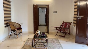 coconut creek homestay