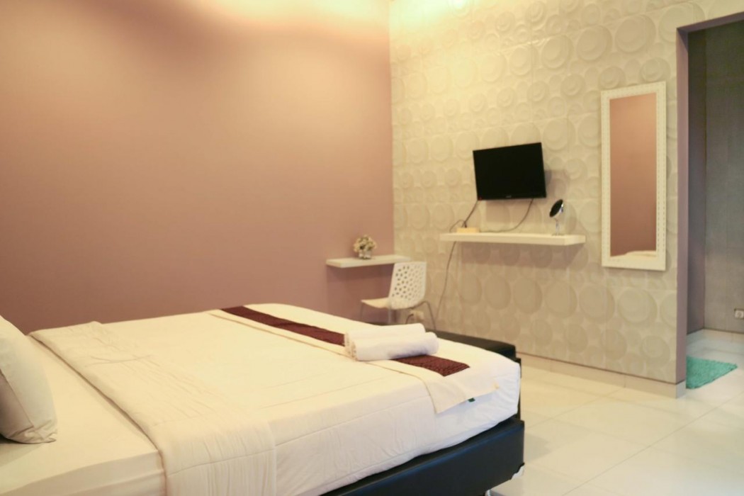 rumah teteh plemburan