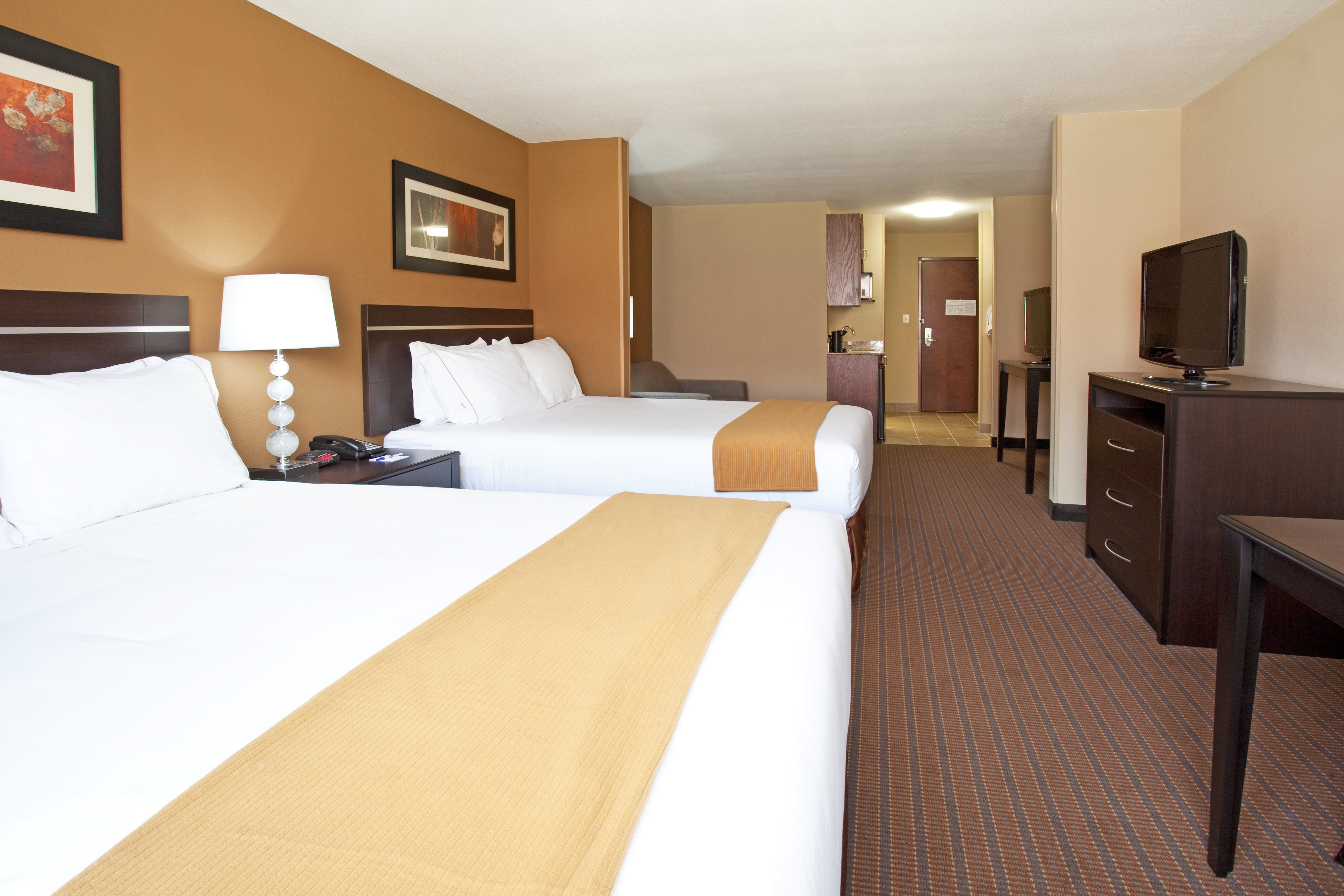 holiday inn express hotel and suites lamar by ihg