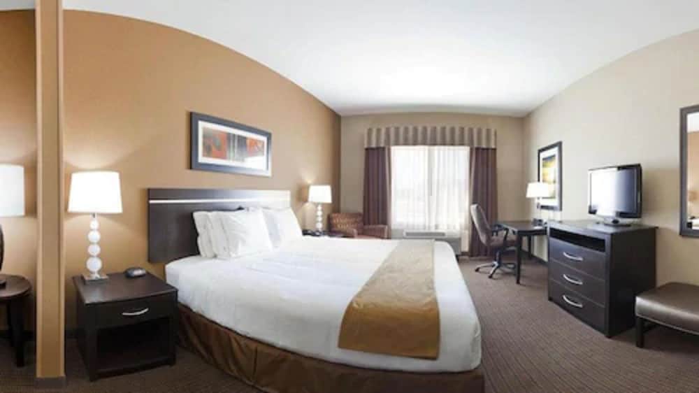 holiday inn express hotel and suites lamar by ihg