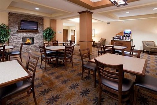 holiday inn express hotel and suites lamar by ihg