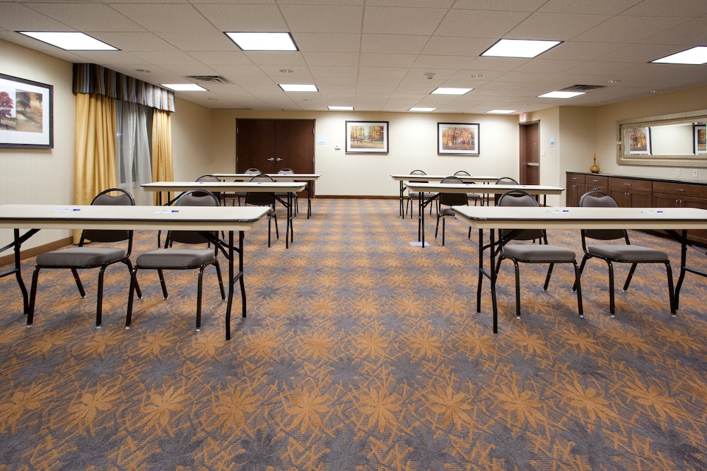 holiday inn express hotel and suites lamar by ihg