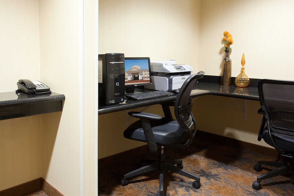 holiday inn express hotel and suites lamar by ihg