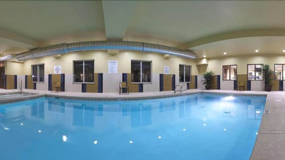 holiday inn express hotel and suites lamar by ihg