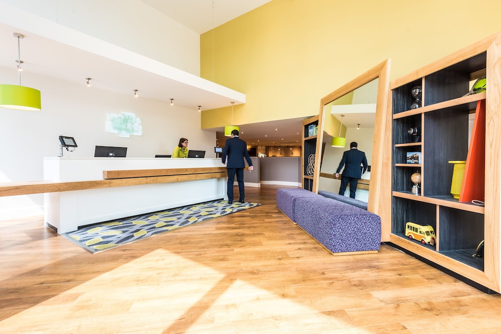 holiday inn lancaster by ihg
