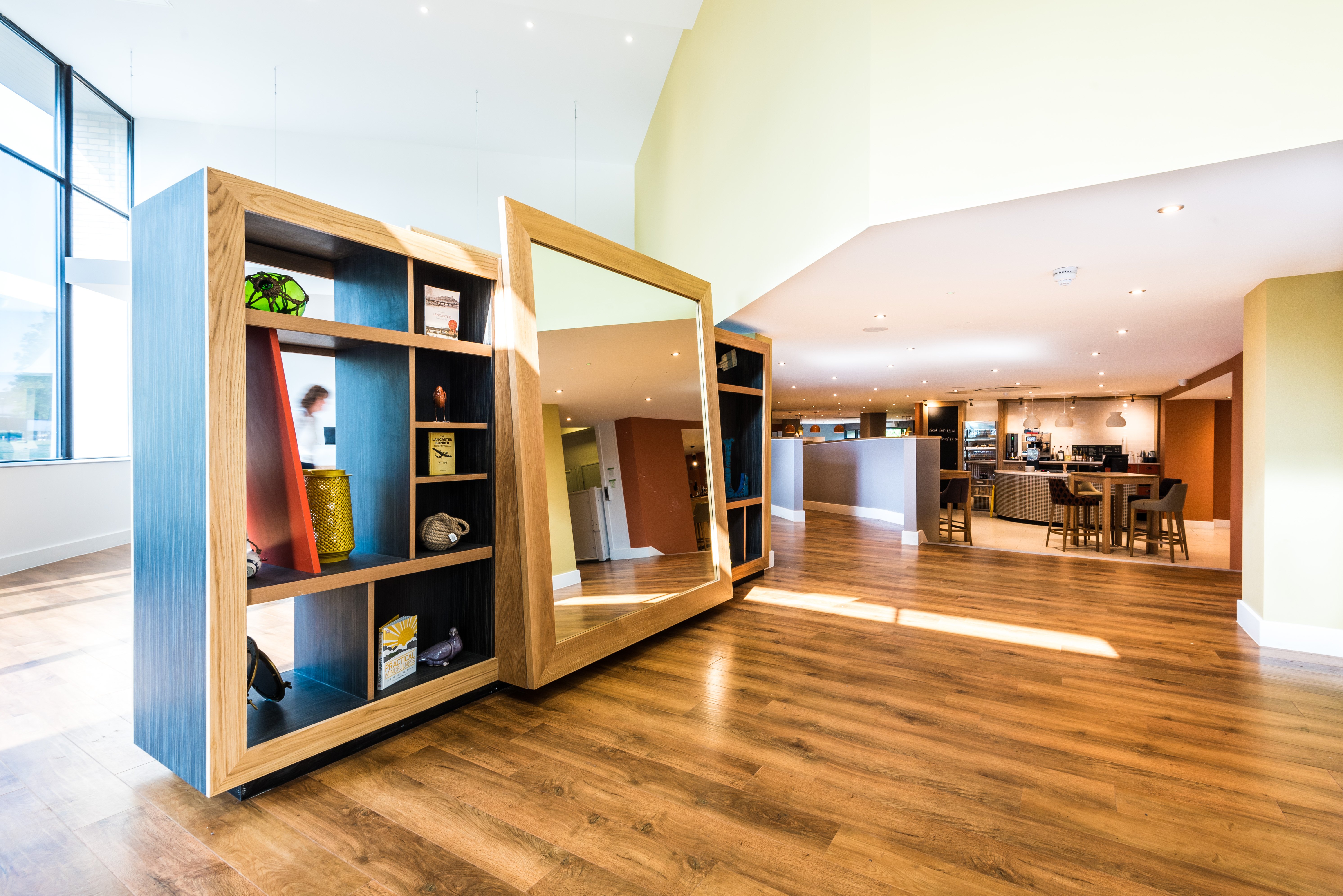 holiday inn lancaster by ihg