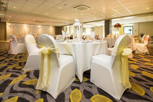 holiday inn lancaster by ihg