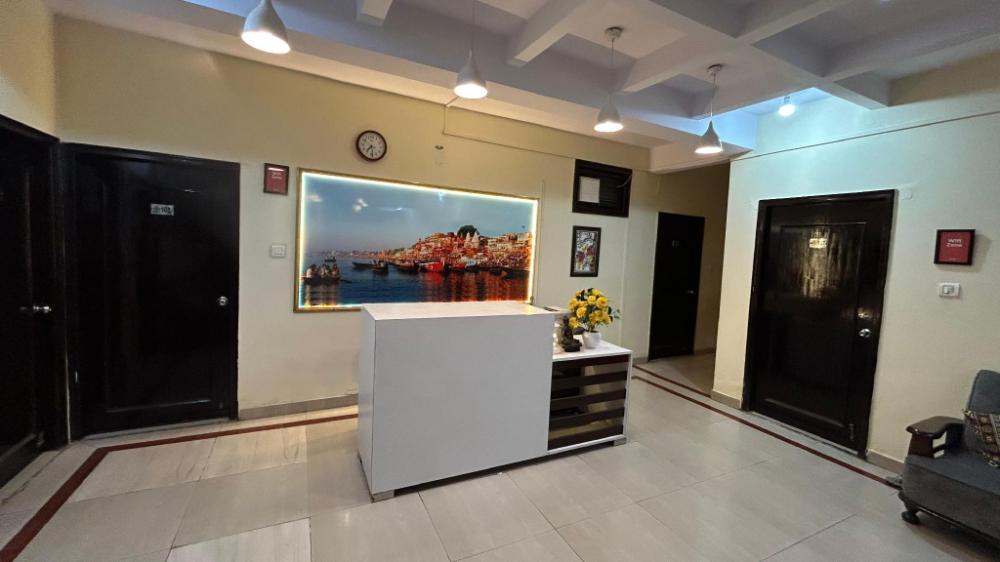 hotel sahu near kashi vishwanath temple gate