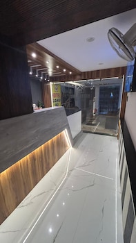 hotel sahu near kashi vishwanath temple gate