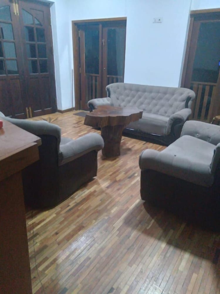 nuwara eliya