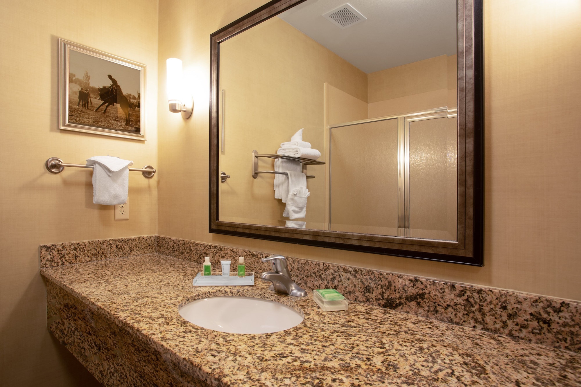 holiday inn laramie by ihg