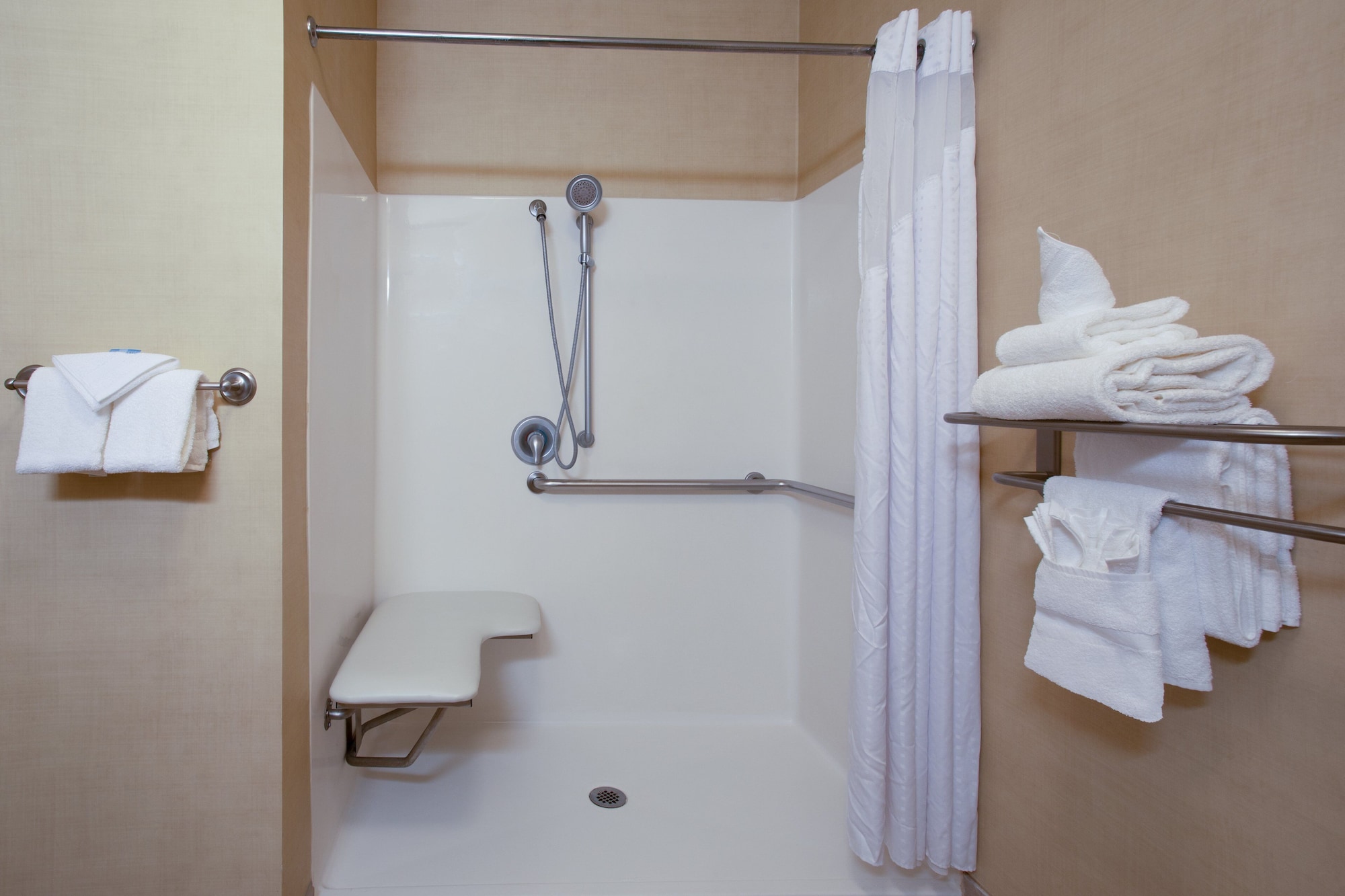 holiday inn laramie by ihg