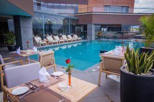 hotel barahi kathmandu