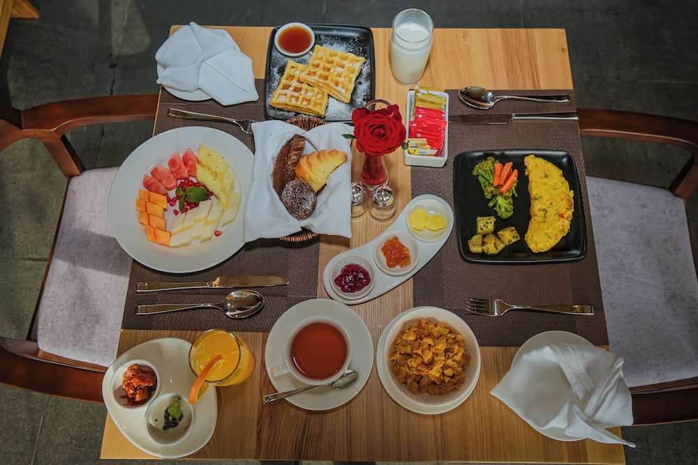 hotel barahi kathmandu