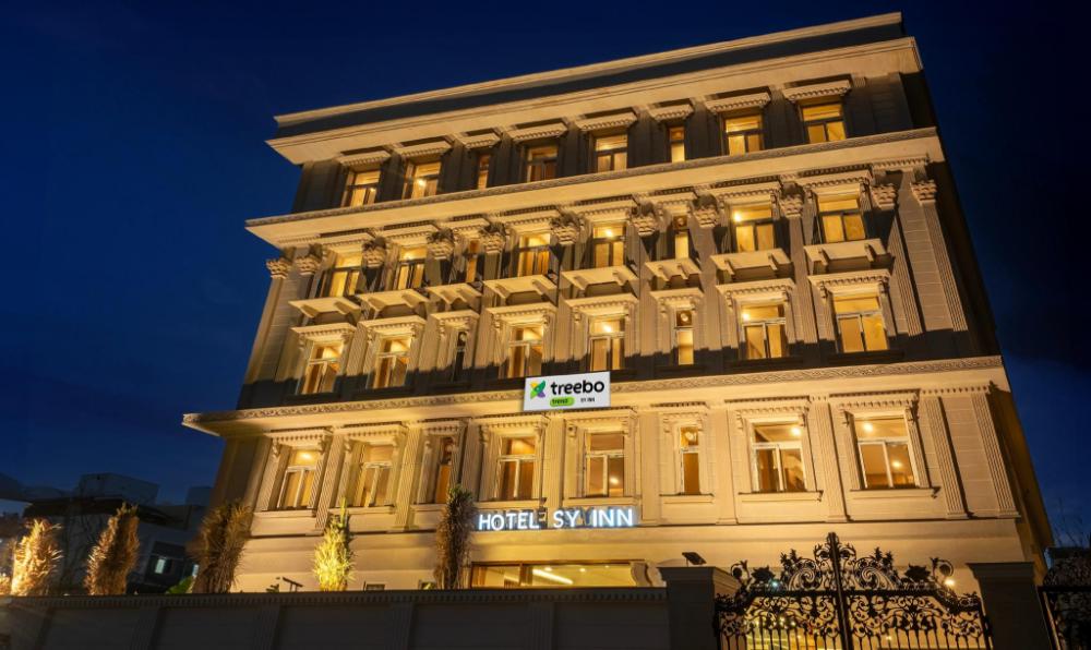 treebo purva crest gachibowli dlf