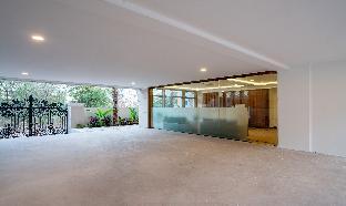 treebo purva crest gachibowli dlf