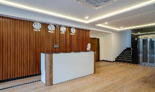 treebo purva crest gachibowli dlf