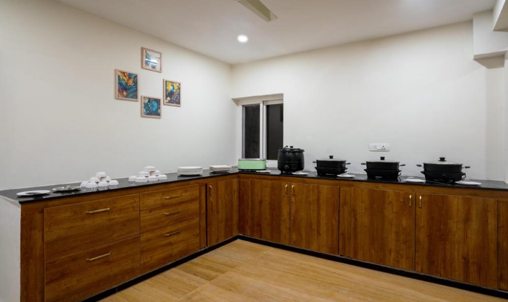 treebo purva crest gachibowli dlf