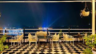 hotel lake star bistro