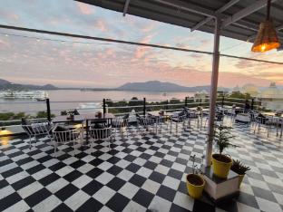 hotel lake star bistro