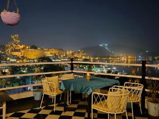 hotel lake star bistro