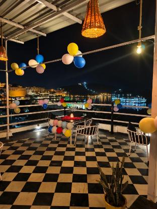 hotel lake star bistro