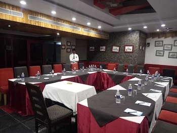 oyo 1534 hotel the archi