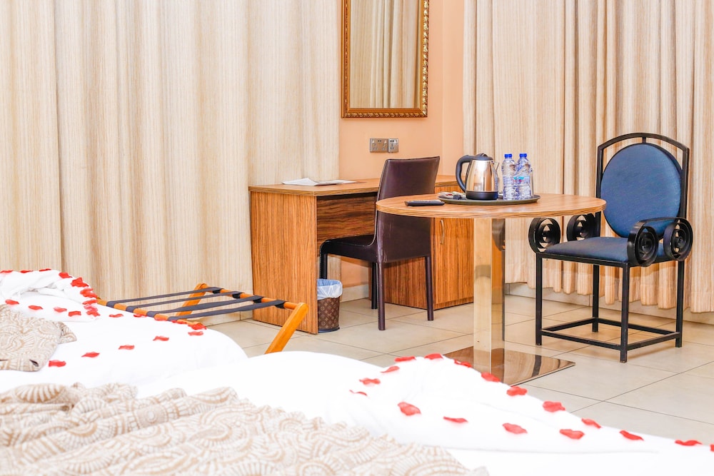 midindi hotel and conference center
