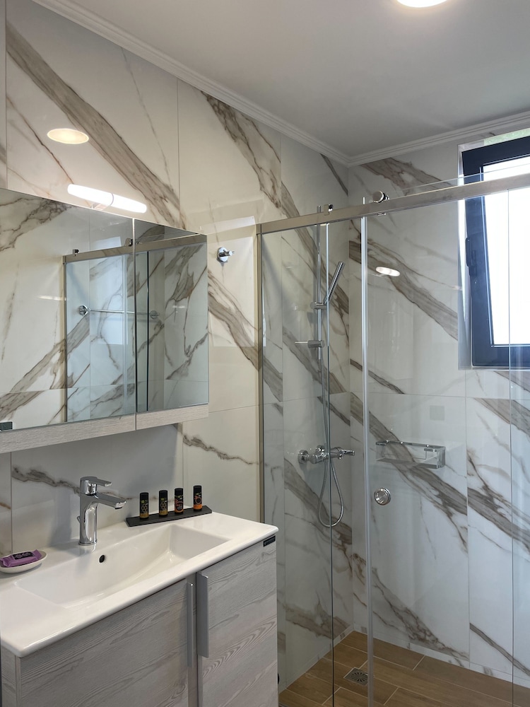 mossa city apartments